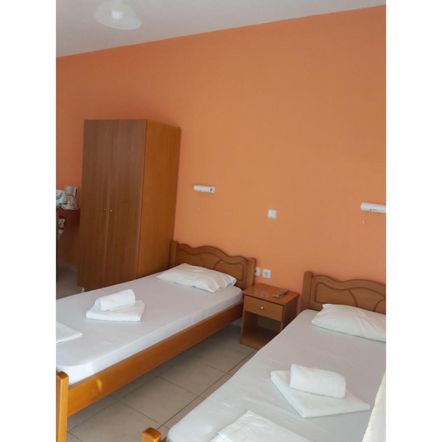 Artolithia Apartments Ríza 外观 照片