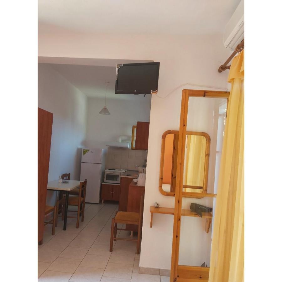 Artolithia Apartments Ríza 外观 照片